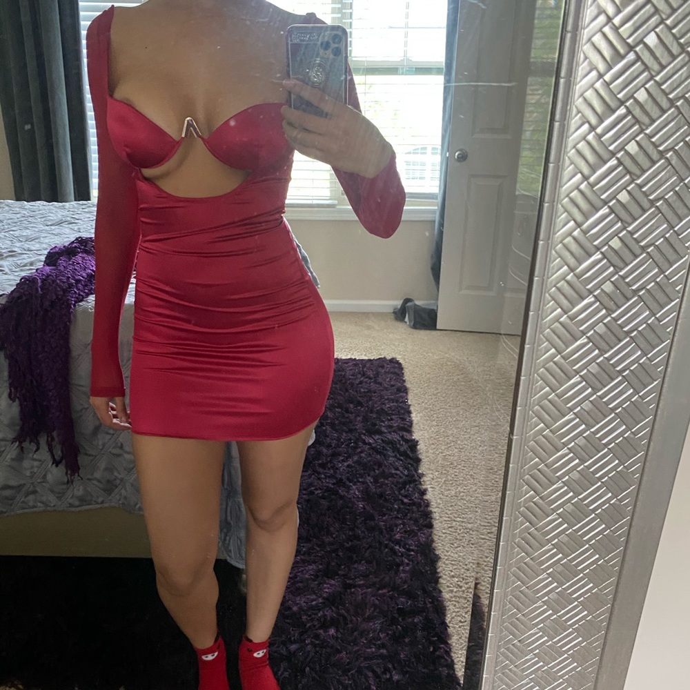 Gorgeous red dress